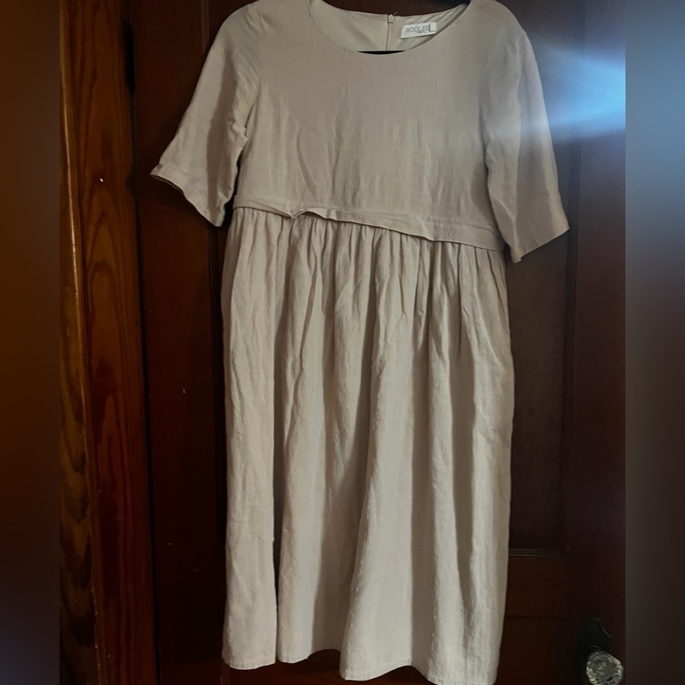 RooleeMom Light Tan Dress Size Small